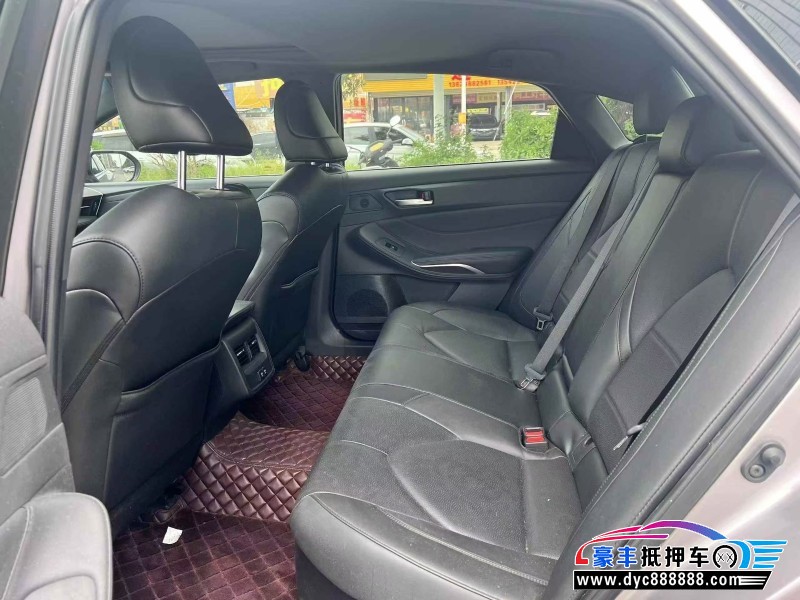 20年丰田亚洲龙轿车抵押车出售