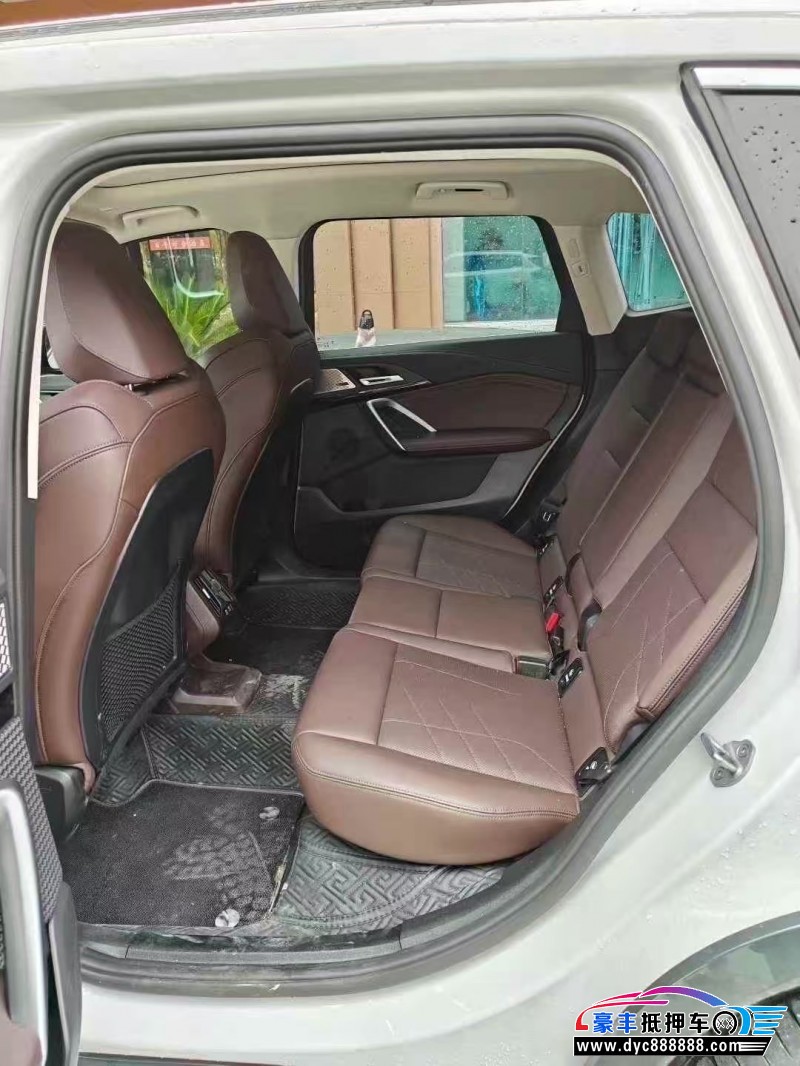 24年宝马X1轿车抵押车出售