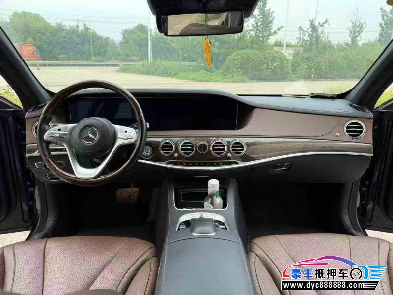 21年奔驰S轿车抵押车出售