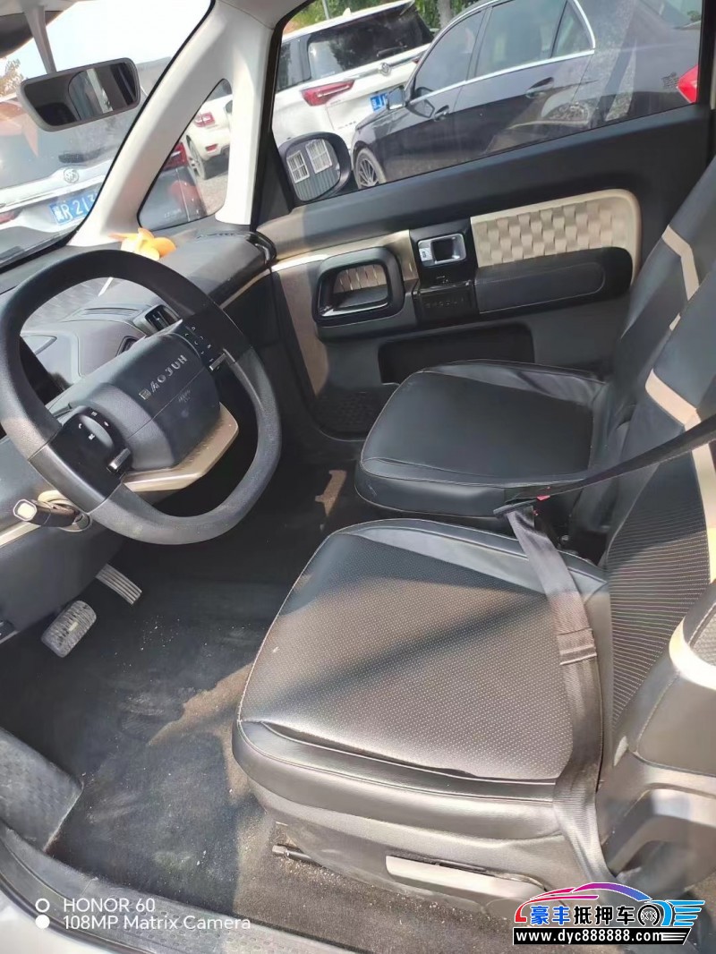 21年宝骏kiwi ev轿车抵押车出售