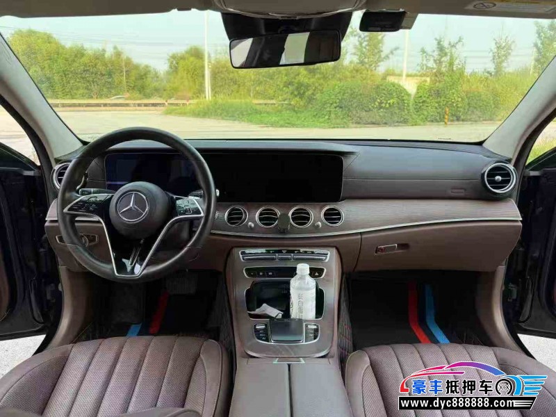 21年奔驰E轿车抵押车出售