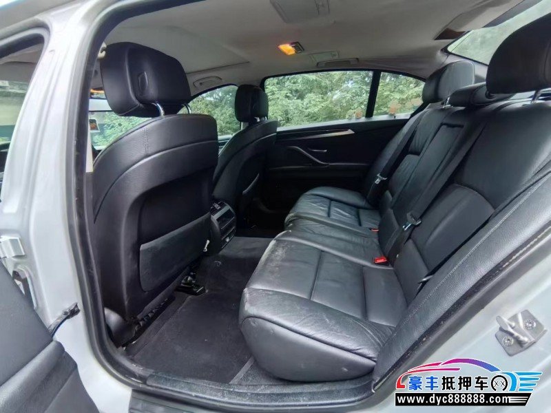 12年宝马5系轿车抵押车出售