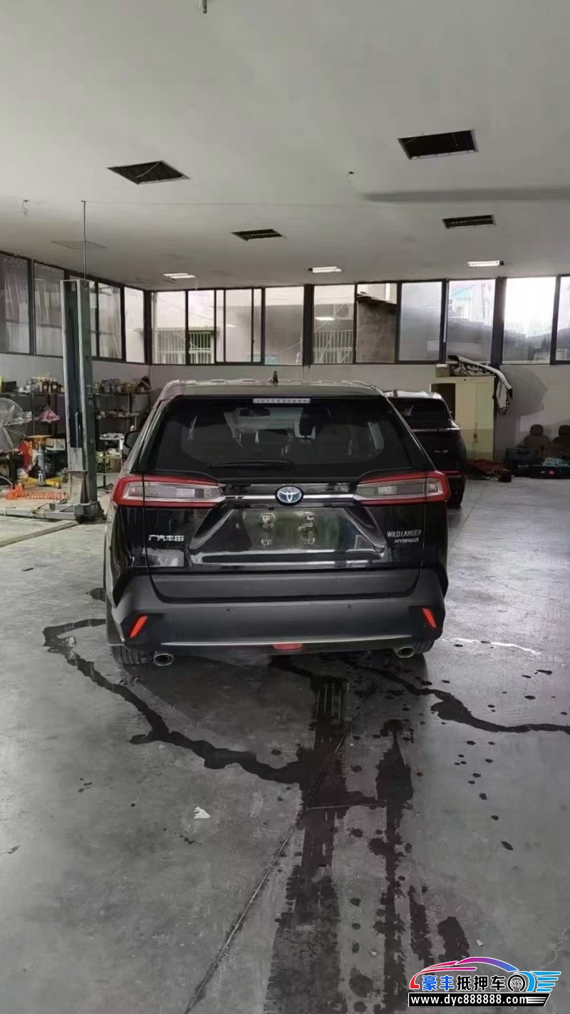 22年丰田威兰达SUV抵押车出售