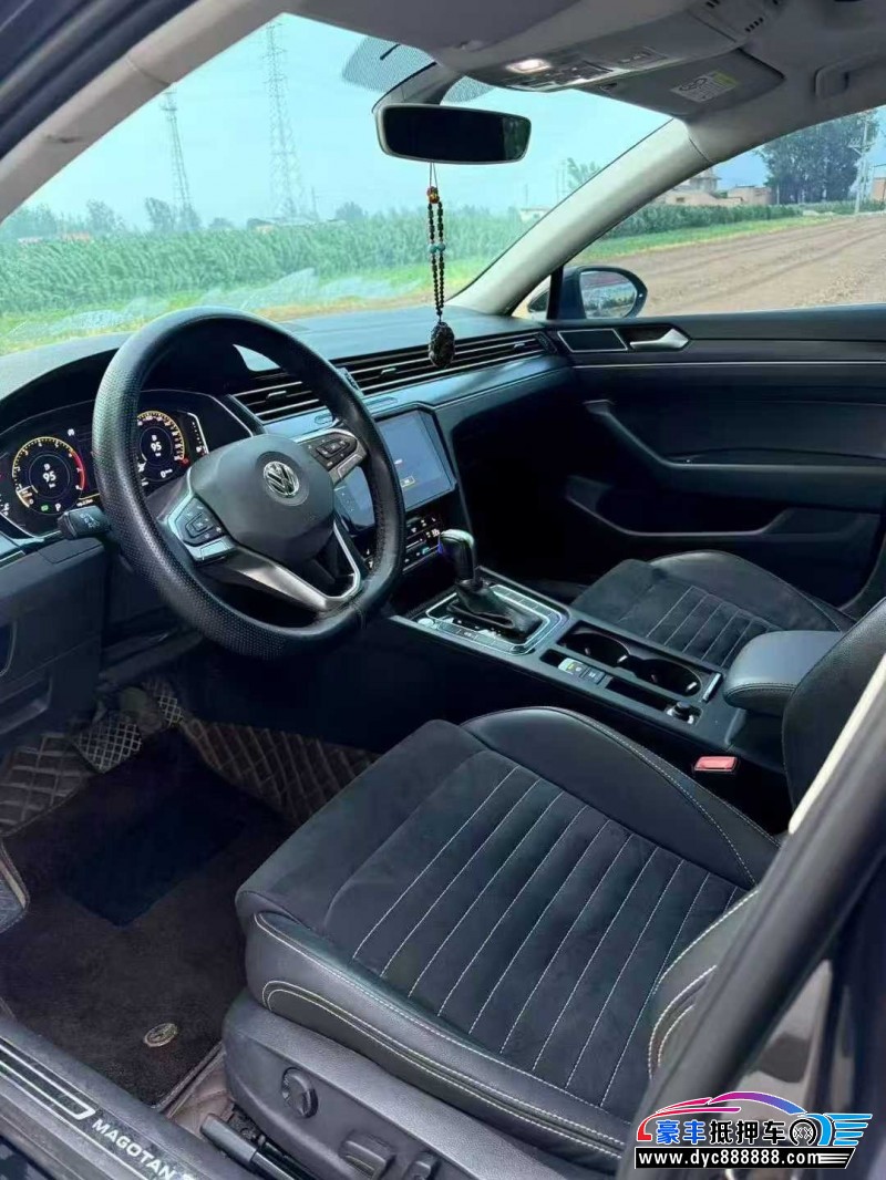 20年大众迈腾轿车抵押车出售