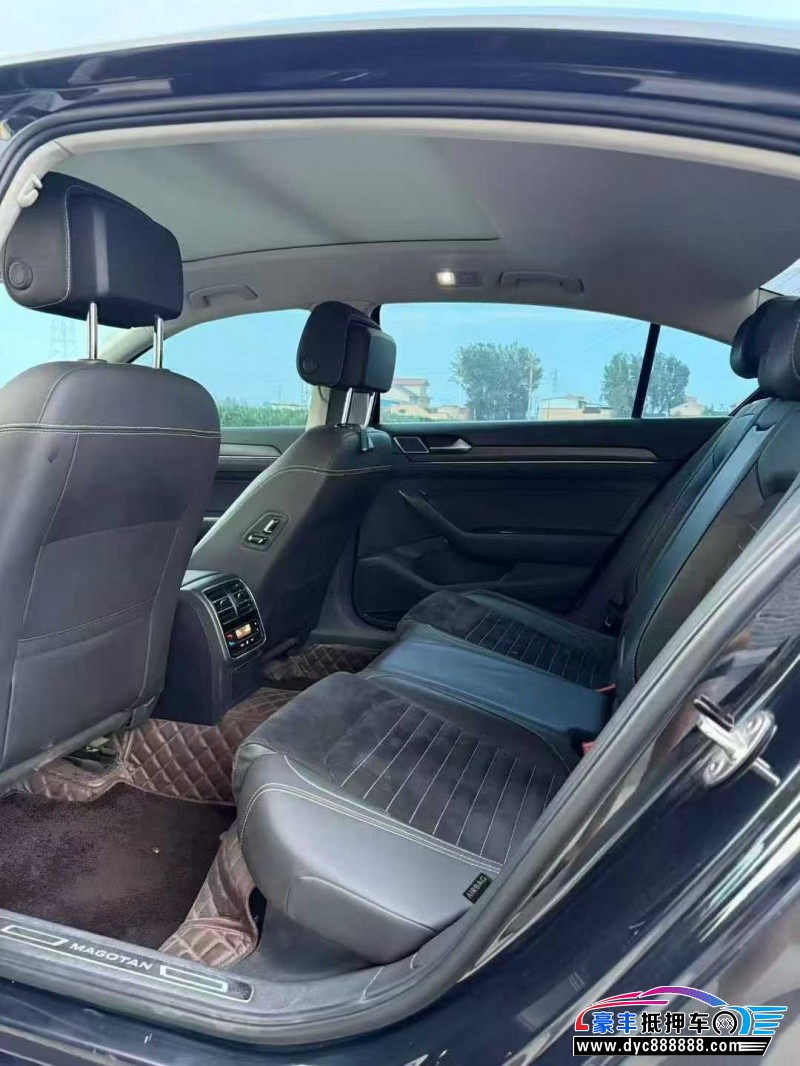 20年大众迈腾轿车抵押车出售