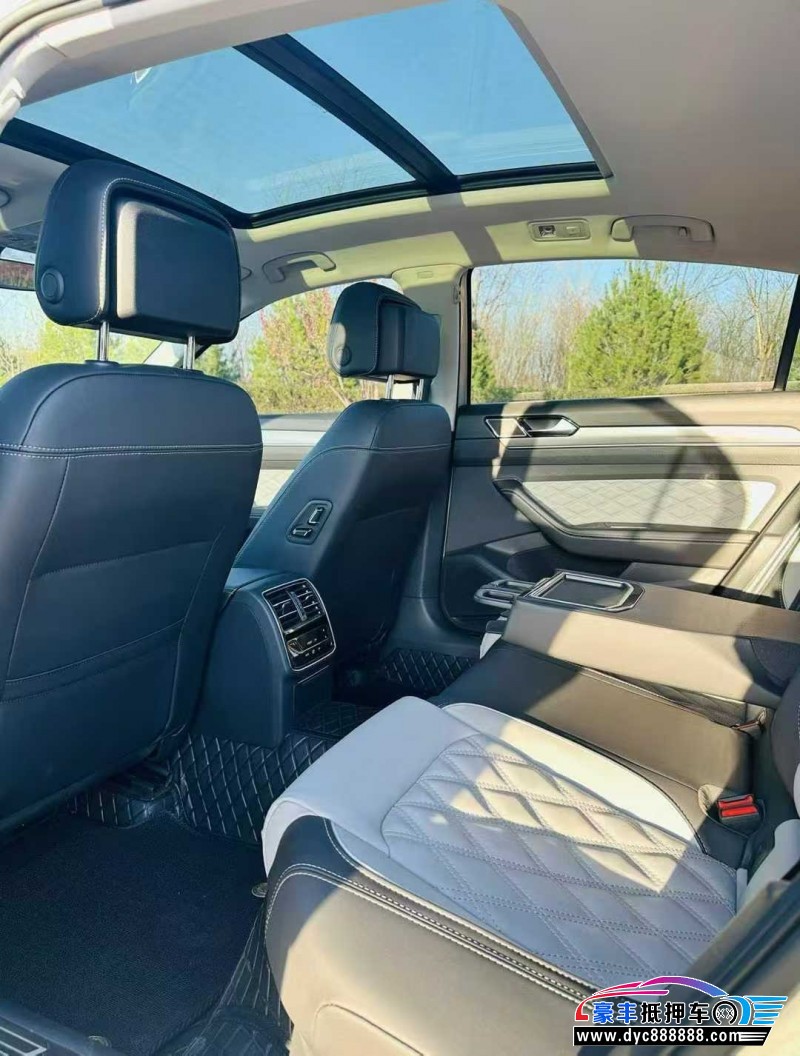 23年大众迈腾轿车抵押车出售