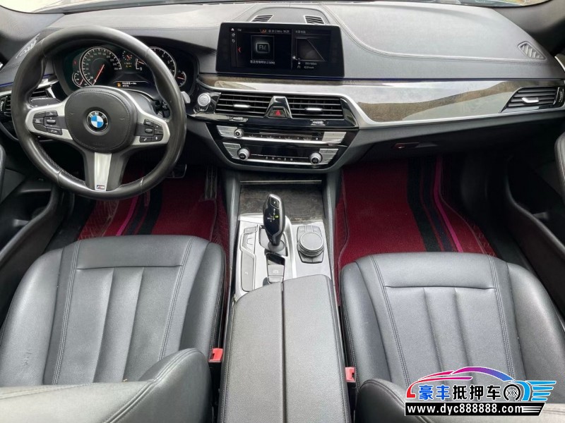 18年宝马5系轿车抵押车出售