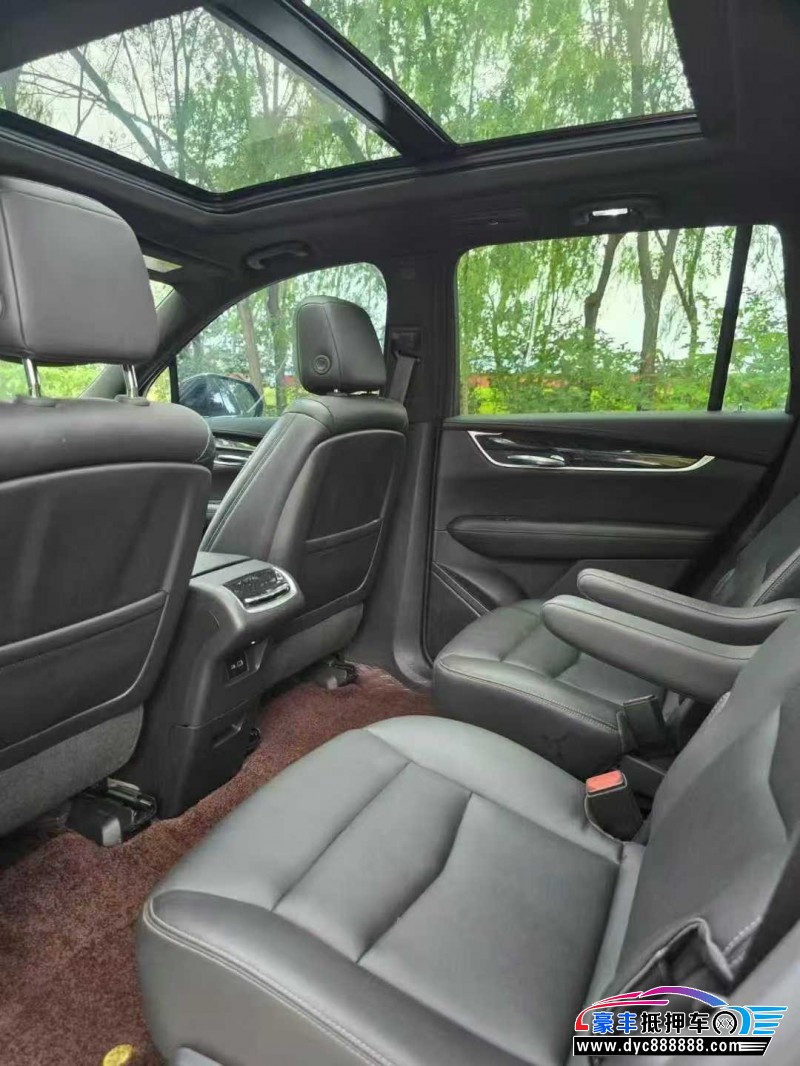 22年凯迪拉克xt6轿车抵押车出售