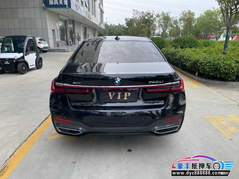 21年宝马7系轿车抵押车出售