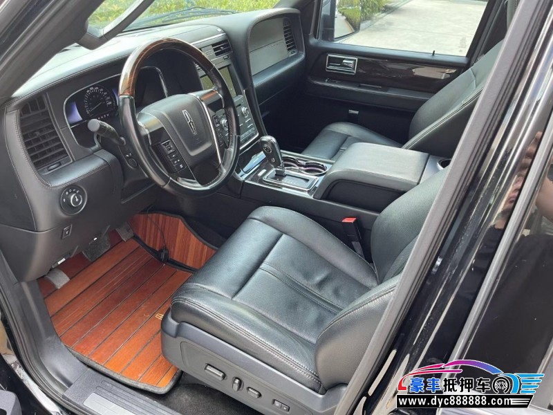 18年林肯领航员轿车抵押车出售