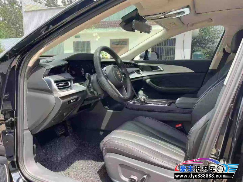 24年红旗H5轿车抵押车出售