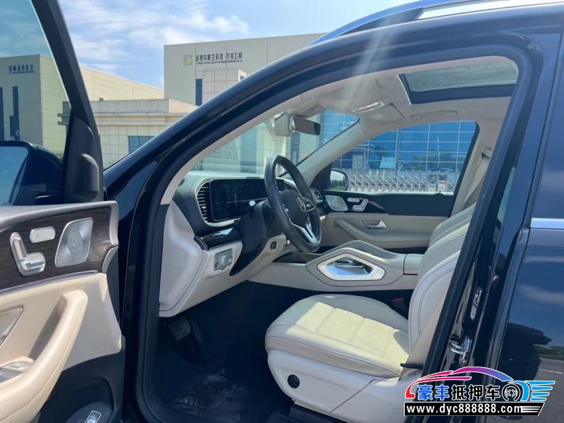 19年奔驰GLE轿车抵押车出售