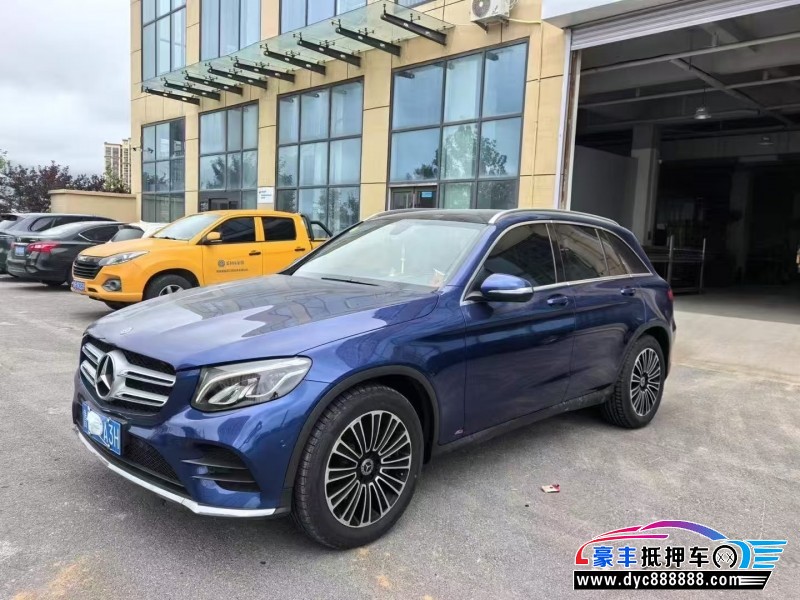 18年奔驰GLC轿车抵押车出售