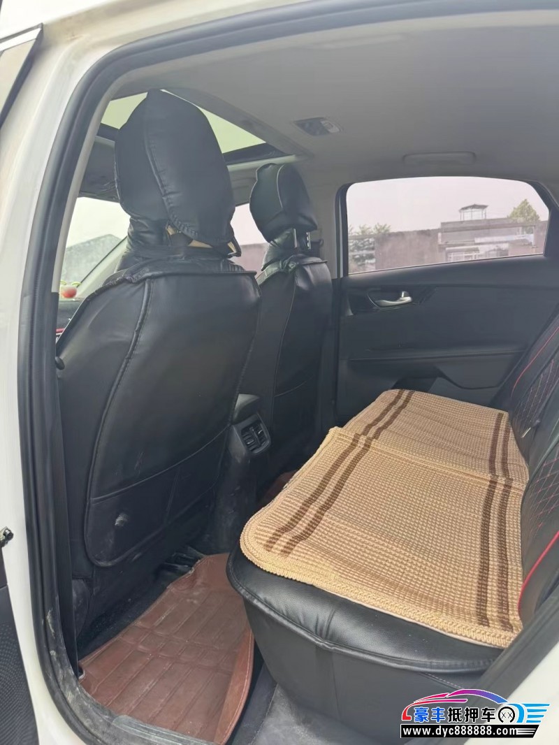 21年起亚K3轿车抵押车出售