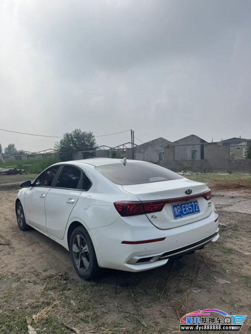 21年起亚K3轿车抵押车出售