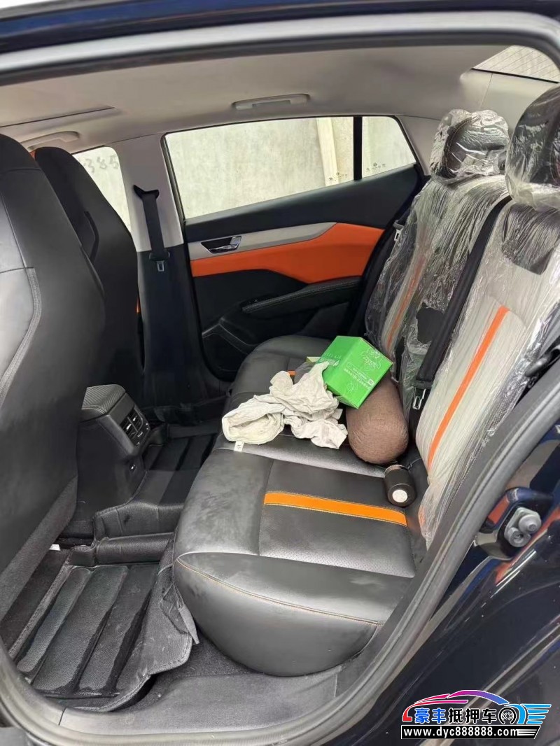 23年东风风神奕炫轿车抵押车出售