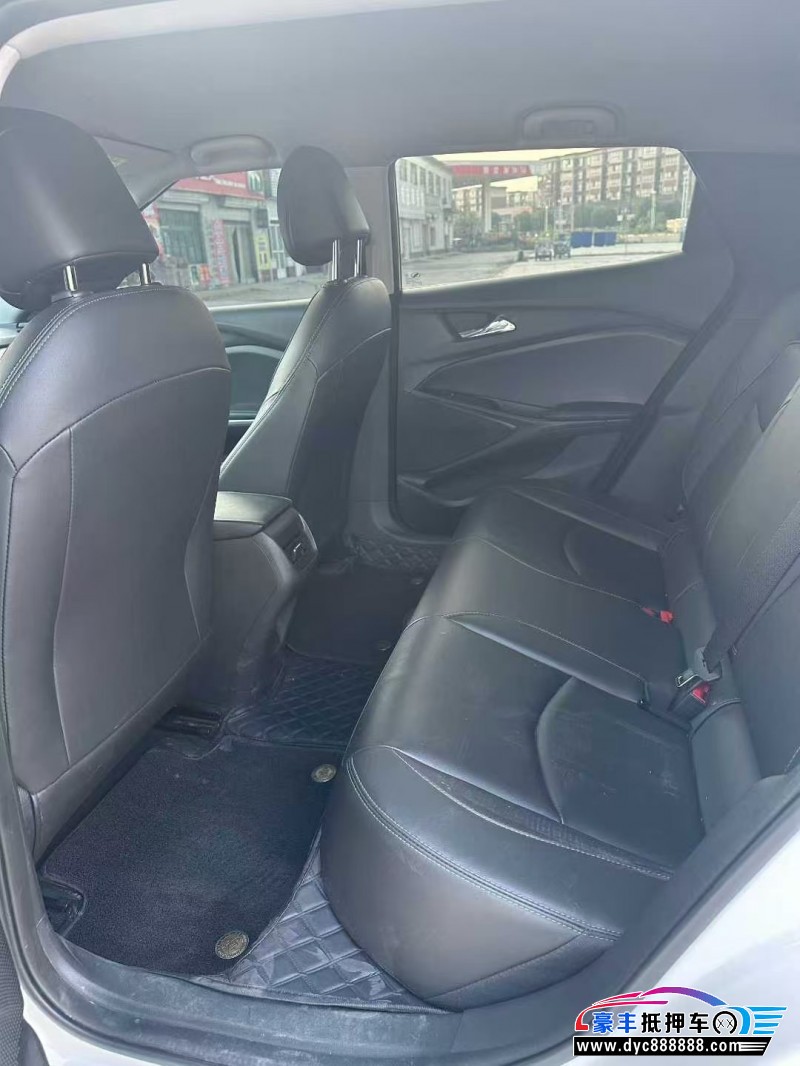 24年雪佛兰畅巡轿车抵押车出售