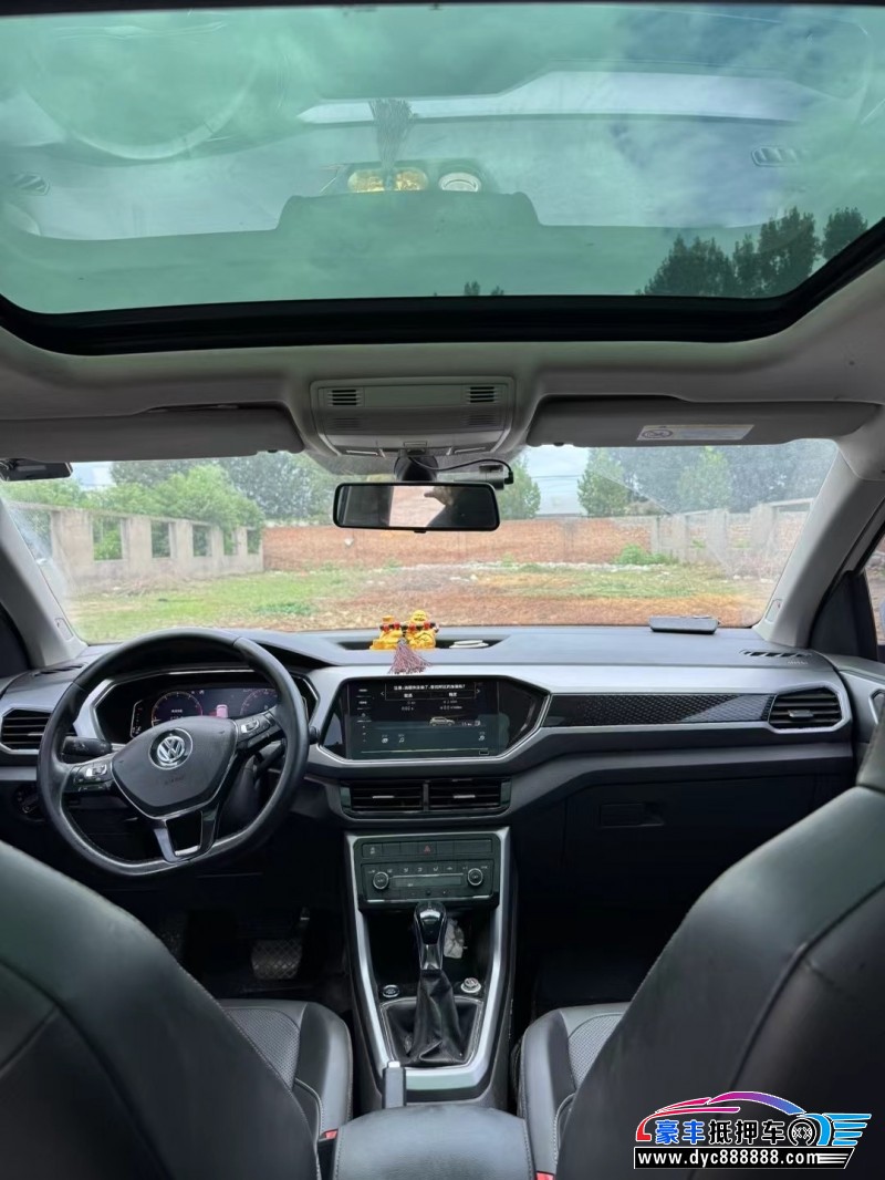 21年大众途凯轿车抵押车出售