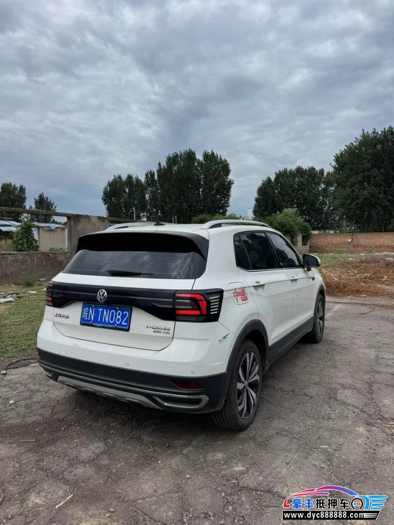 21年大众途凯轿车抵押车出售