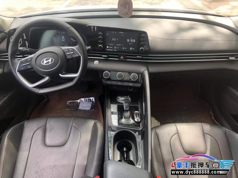 24年现代伊兰特轿车抵押车出售