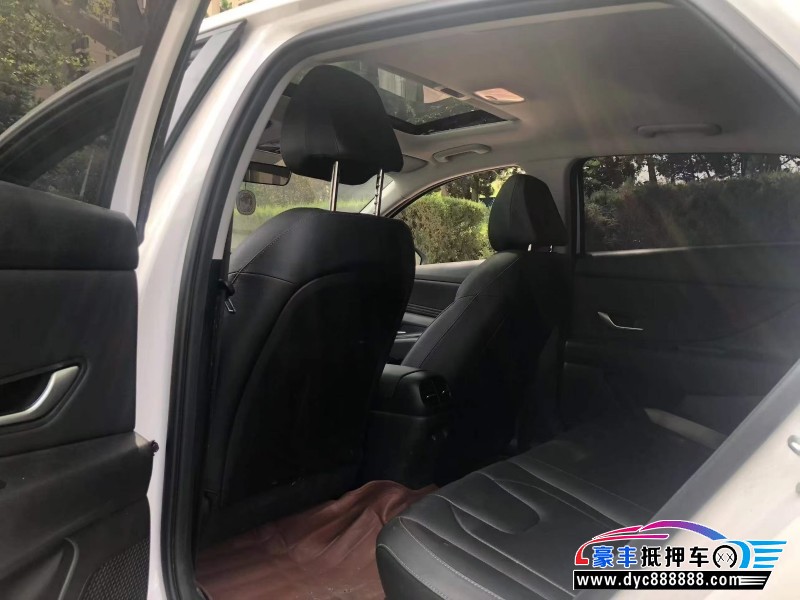 24年现代伊兰特轿车抵押车出售