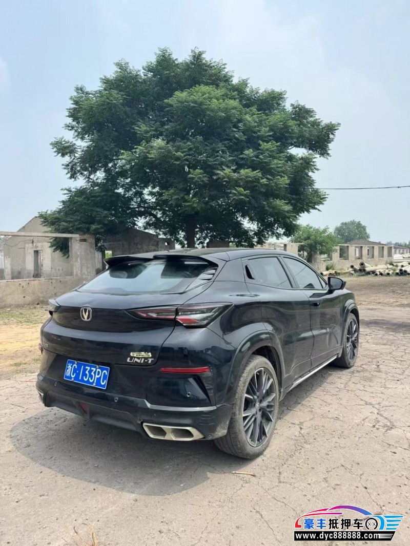 23年长安长安UNI轿车抵押车出售