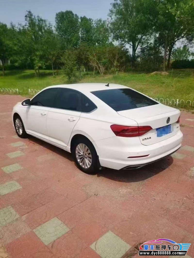 18年大众朗逸轿车抵押车出售