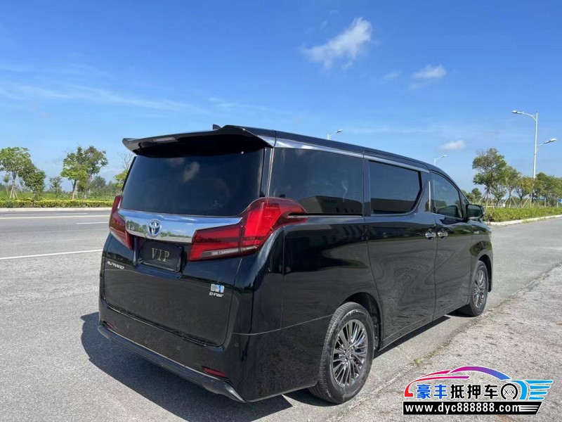 22年丰田埃尔法轿车抵押车出售