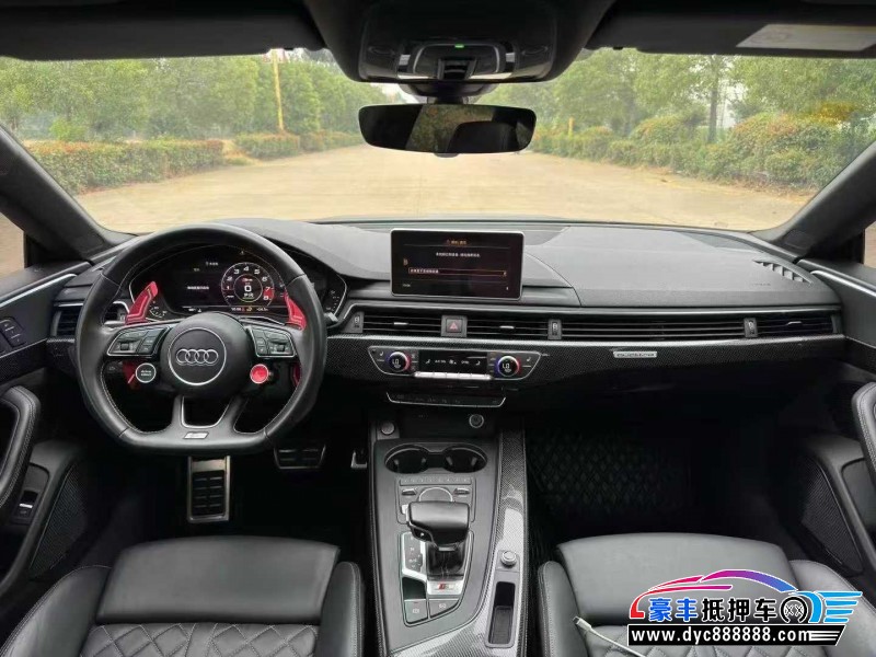 19年奥迪S5轿车抵押车出售