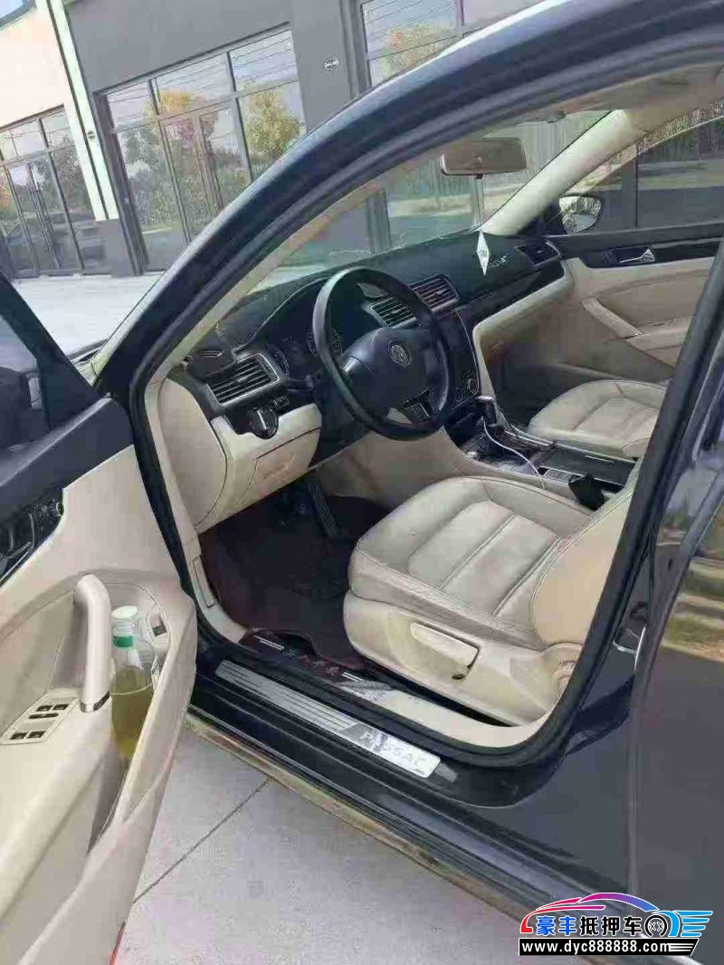 13年大众帕萨特轿车抵押车出售