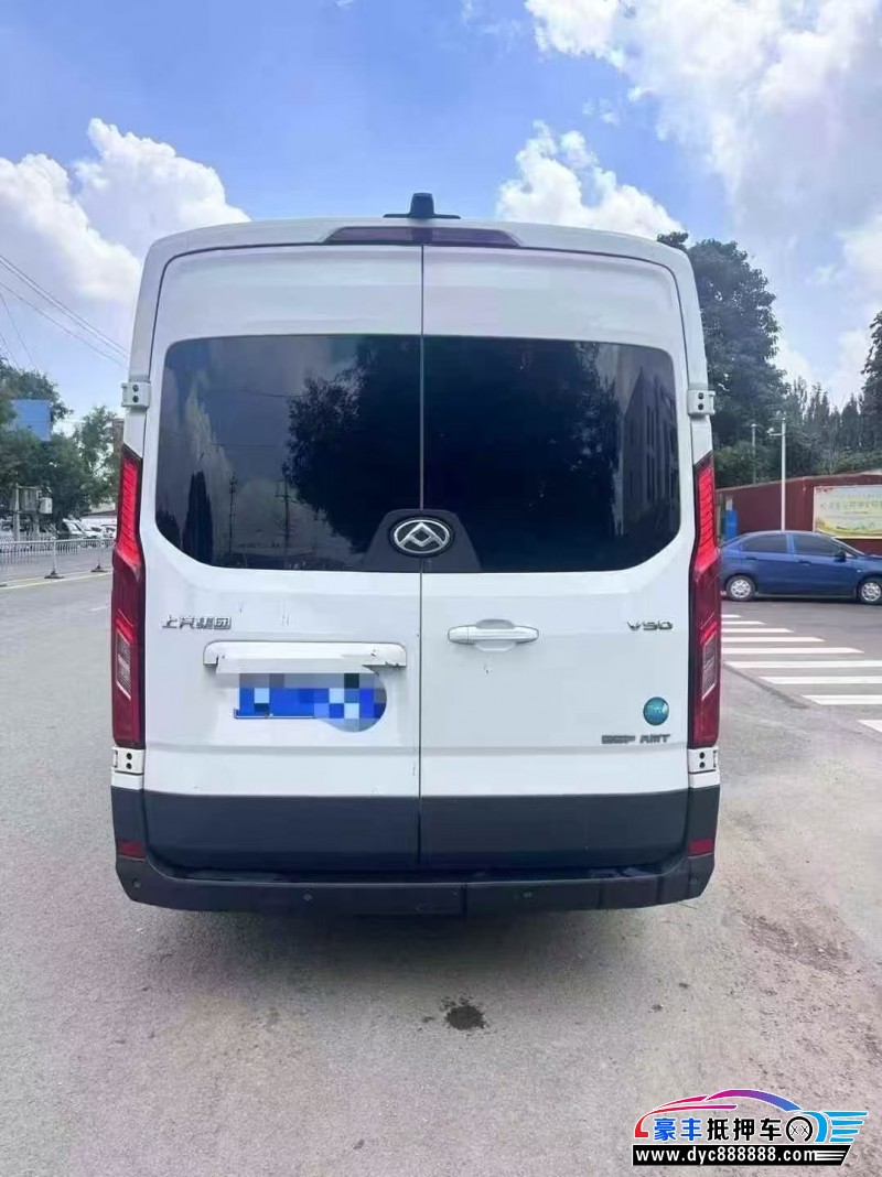 23年上汽大通V90轿车抵押车出售