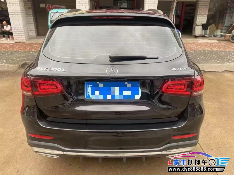 21年奔驰GLC轿车抵押车出售