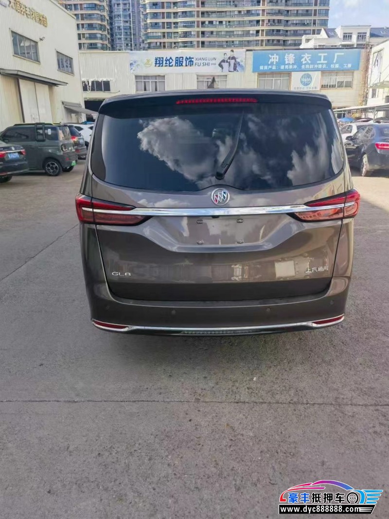 23年别克GL8轿车抵押车出售