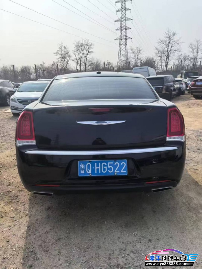 18年克莱斯勒300C轿车抵押车出售