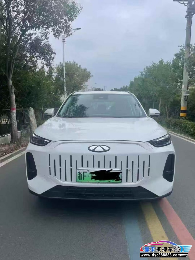 24年奇瑞风云轿车抵押车出售