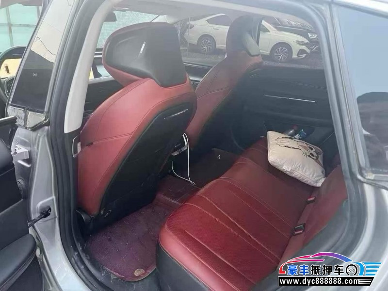 22年小鹏汽车P7轿车抵押车出售