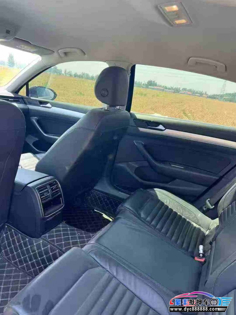 19年大众迈腾轿车抵押车出售