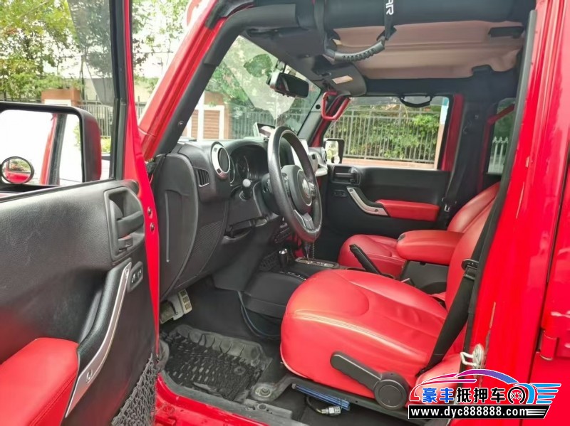 17年Jeep牧马人轿车抵押车出售