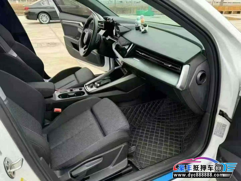 22年奥迪A3轿车抵押车出售