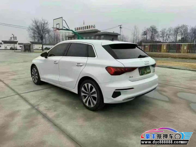 22年奥迪A3轿车抵押车出售