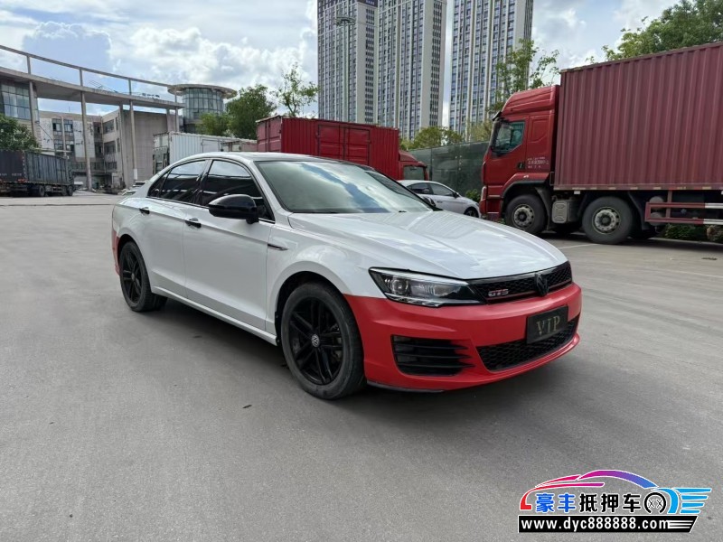 21年大众凌渡轿车抵押车出售