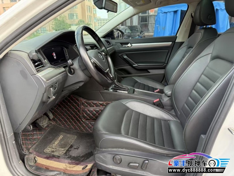 21年大众凌渡轿车抵押车出售