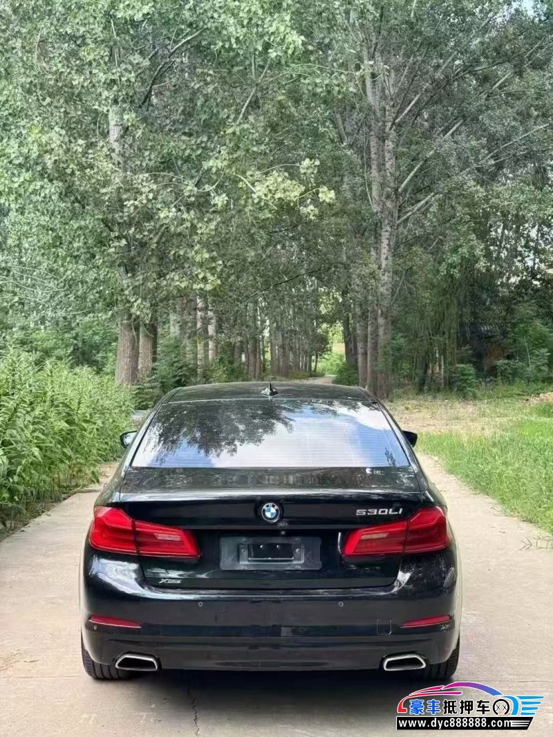 17年宝马5系轿车抵押车出售