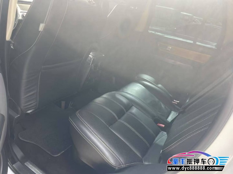 13年路虎揽胜运动轿车抵押车出售