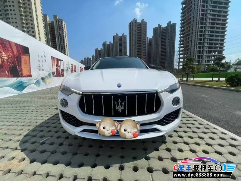 18年玛莎拉蒂莱万特轿车抵押车出售