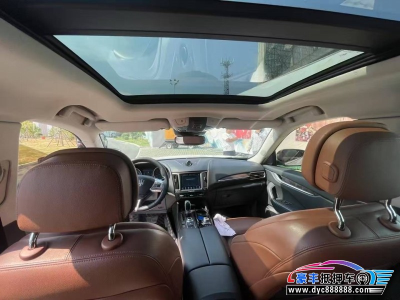 18年玛莎拉蒂莱万特轿车抵押车出售