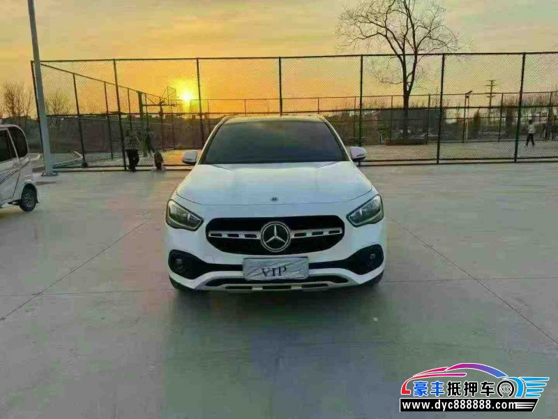 21年奔驰GLA轿车抵押车出售