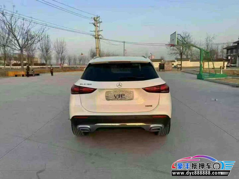 21年奔驰GLA轿车抵押车出售