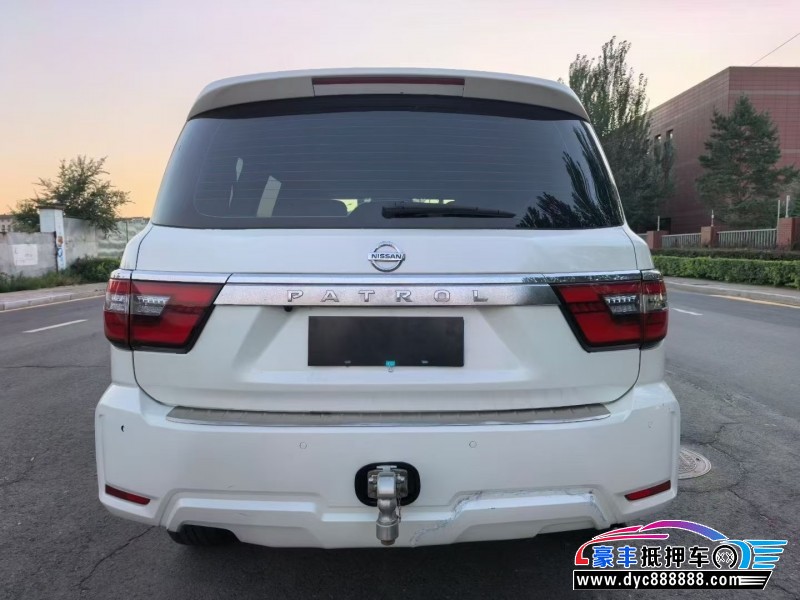 18年日产途乐轿车抵押车出售