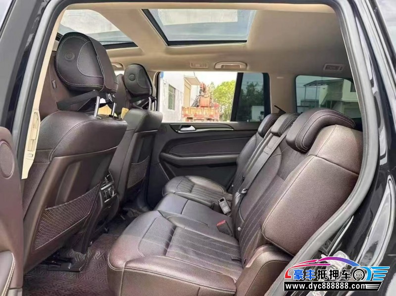 18年奔驰GLS轿车抵押车出售